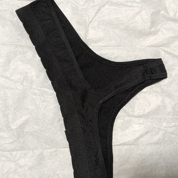 Torrid Curve thong - Picture 5 of 6